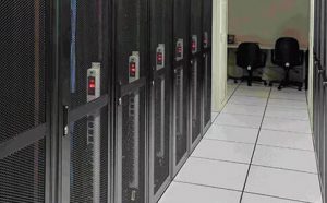 便宜的云服務器-私有云和公共云安全的優(yōu)缺點-美聯(lián)科技